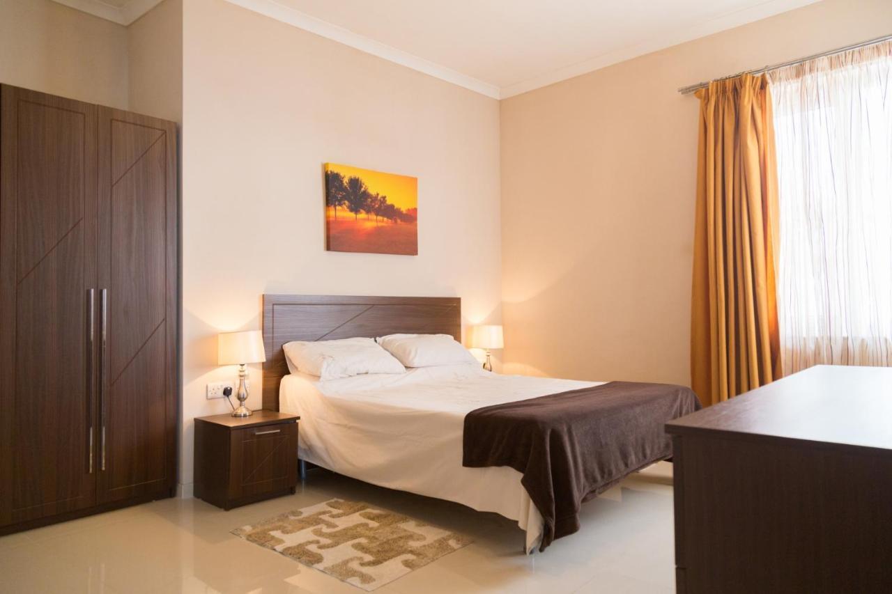 Riviera Holiday Apartments - Seafront - Wifi Марсаскала Экстерьер фото