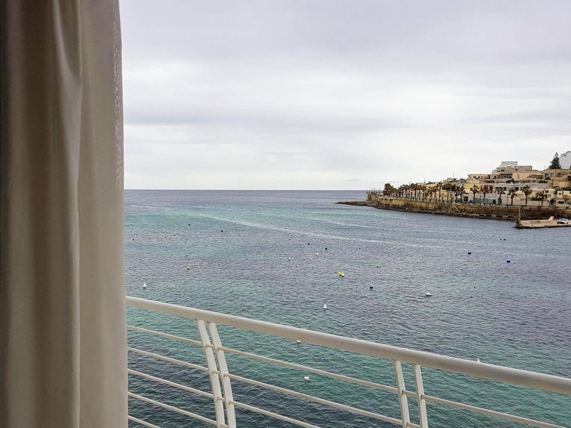 Riviera Holiday Apartments - Seafront - Wifi Марсаскала Экстерьер фото