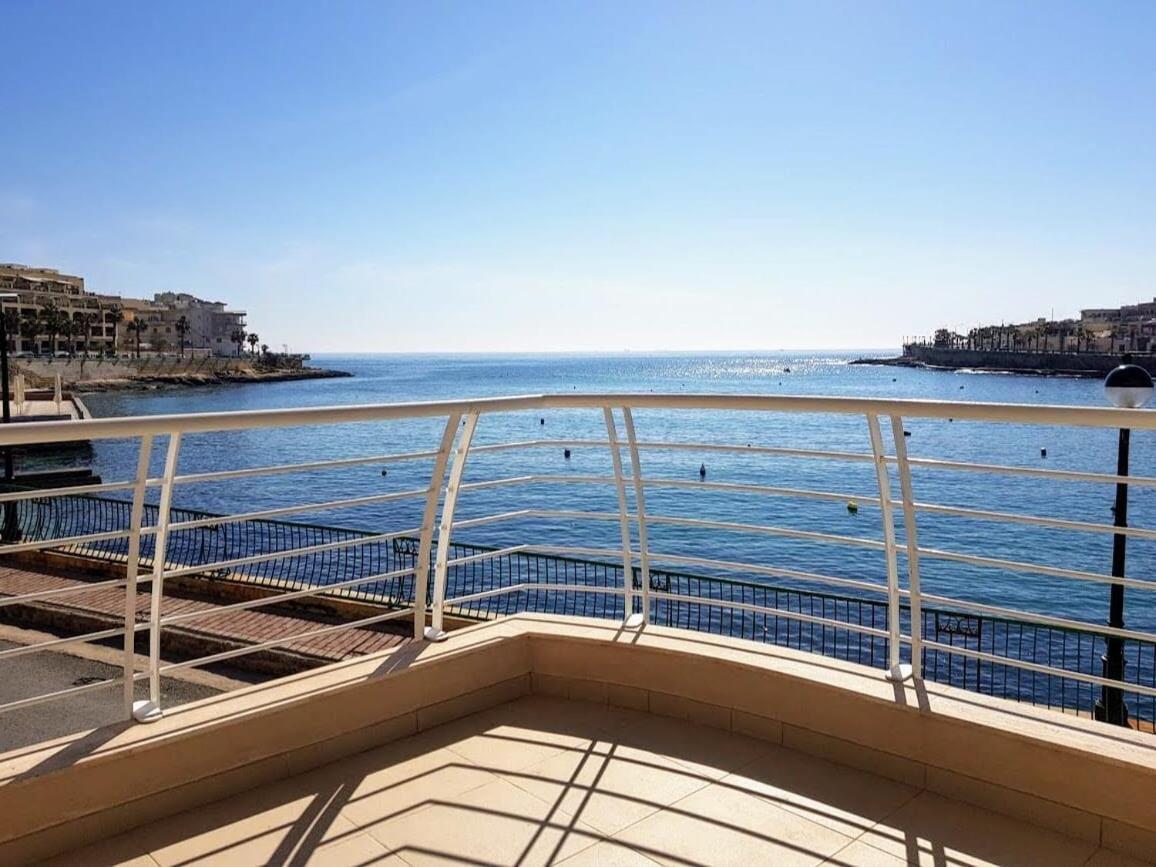 Riviera Holiday Apartments - Seafront - Wifi Марсаскала Номер фото