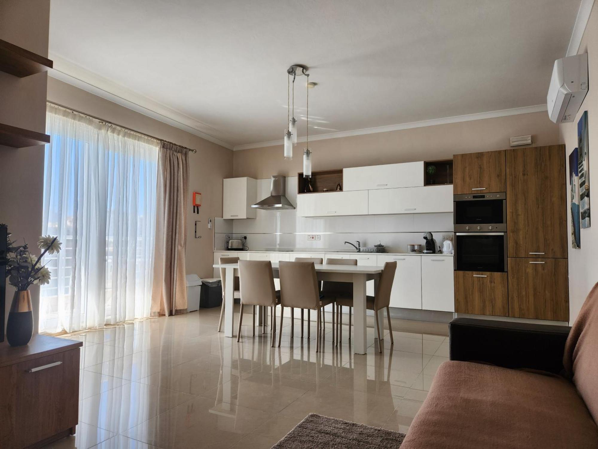 Riviera Holiday Apartments - Seafront - Wifi Марсаскала Экстерьер фото